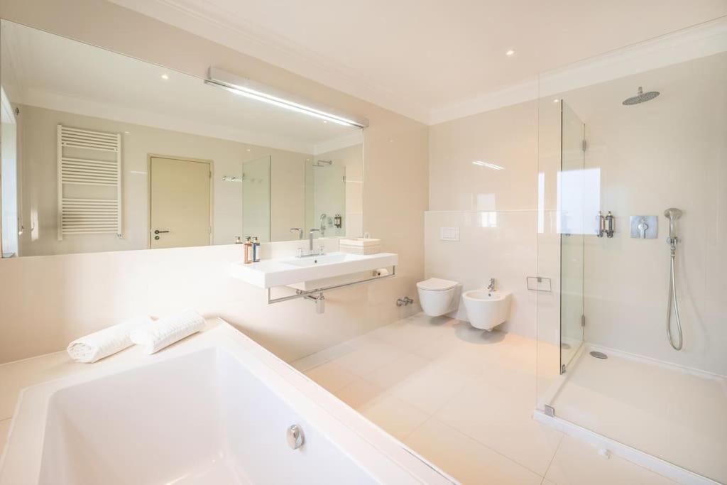 Casa Rosario - Three Bedroom With Private Pool Villa Cascais